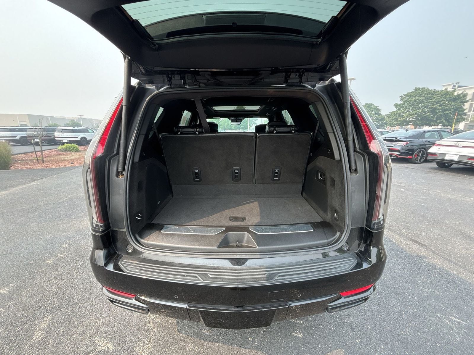 2023 Cadillac Escalade Sport