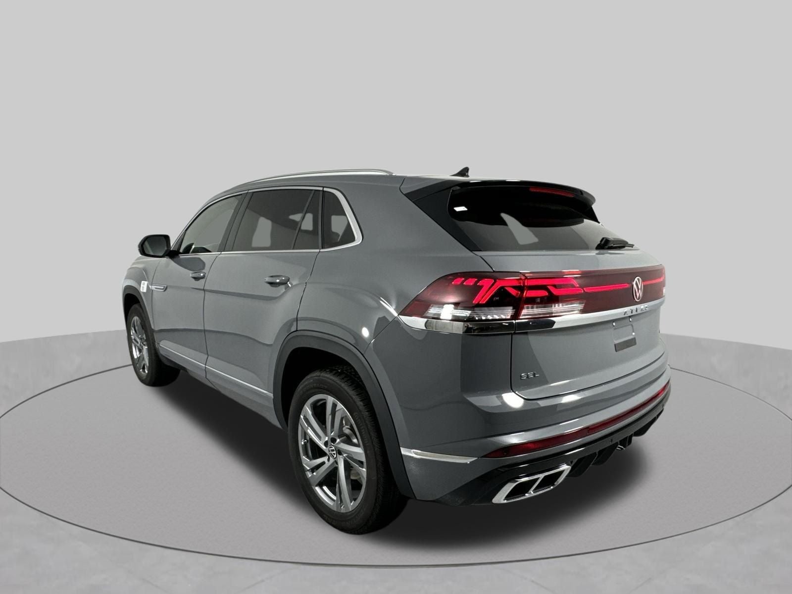 2024 Volkswagen Atlas Cross Sport 2.0T SEL R-Line