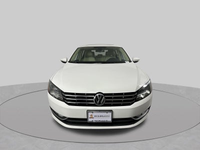 2012 Volkswagen Passat TDI SE w/Sunroof/Nav