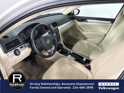 2012 Volkswagen Passat TDI SE w/Sunroof/Nav