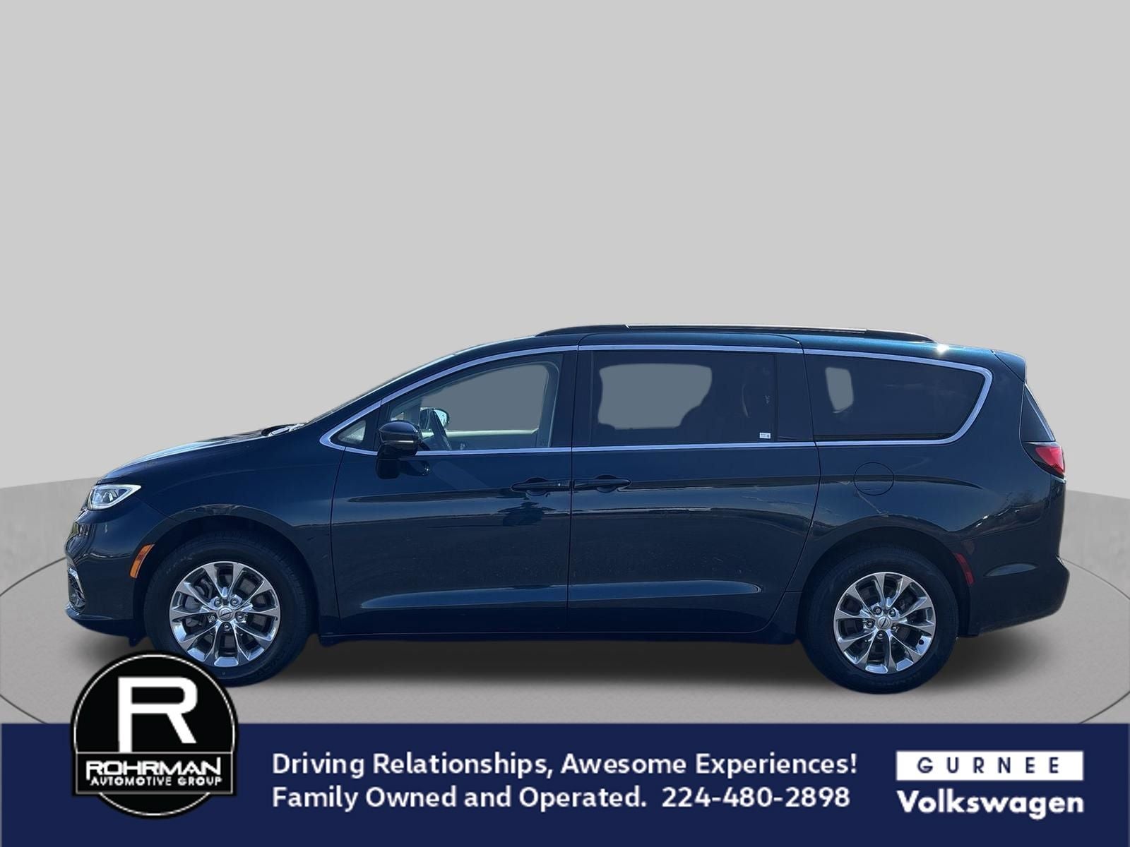2022 Chrysler Pacifica Touring L