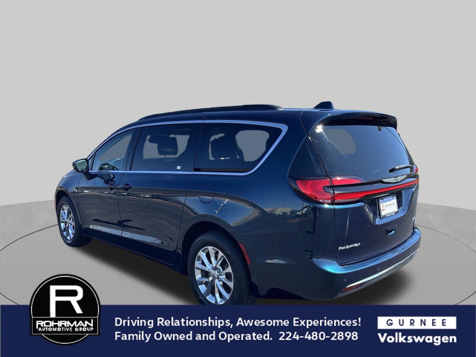 2022 Chrysler Pacifica Touring L