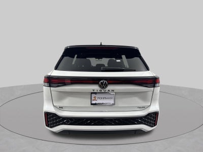2026 Volkswagen Tiguan 2.0T SE R-Line Black