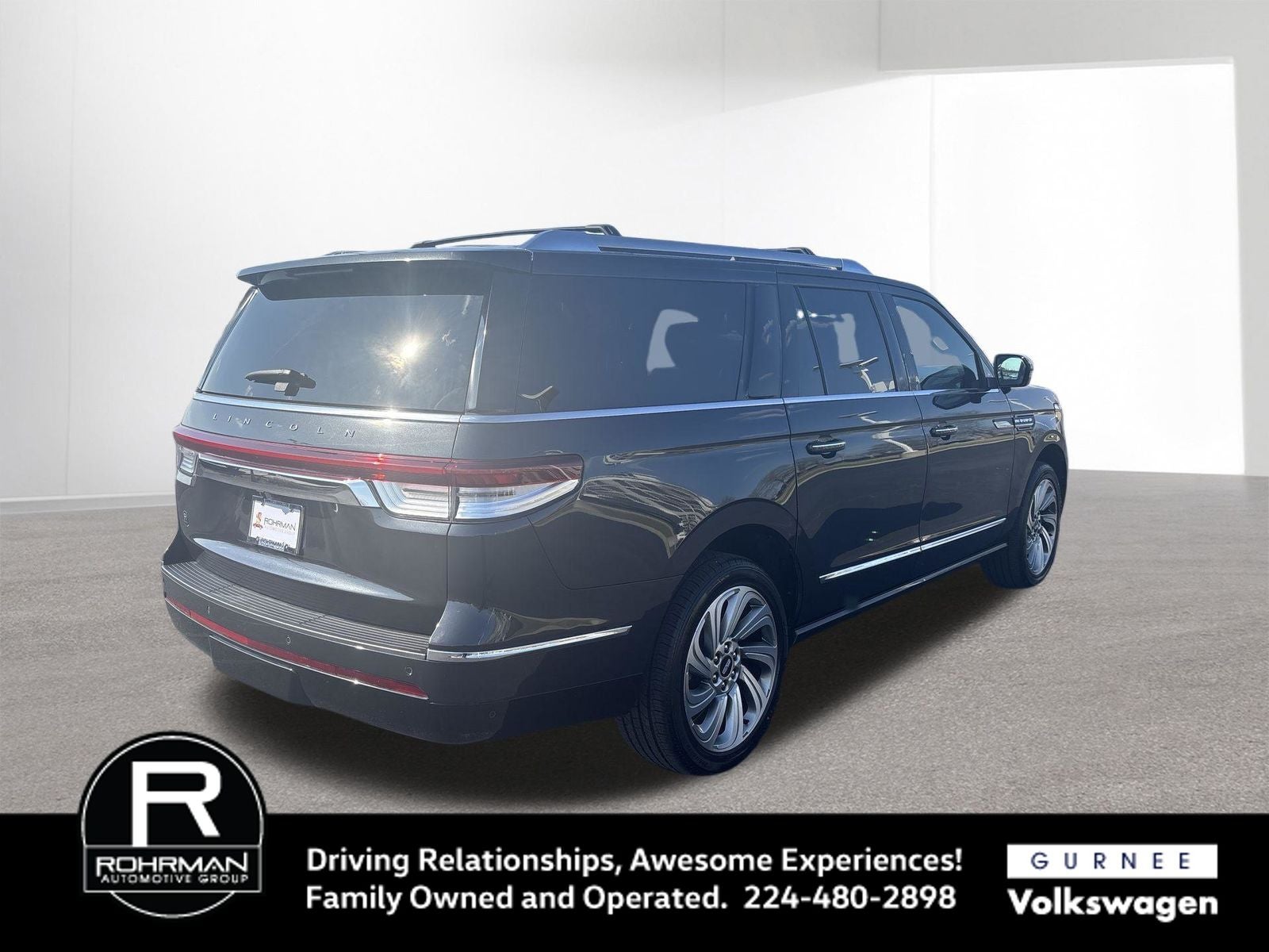 2023 Lincoln Navigator L Reserve