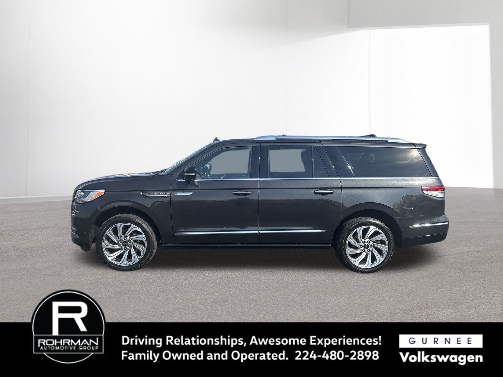 2023 Lincoln Navigator L Reserve