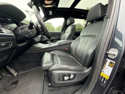2020 BMW X7 M50i