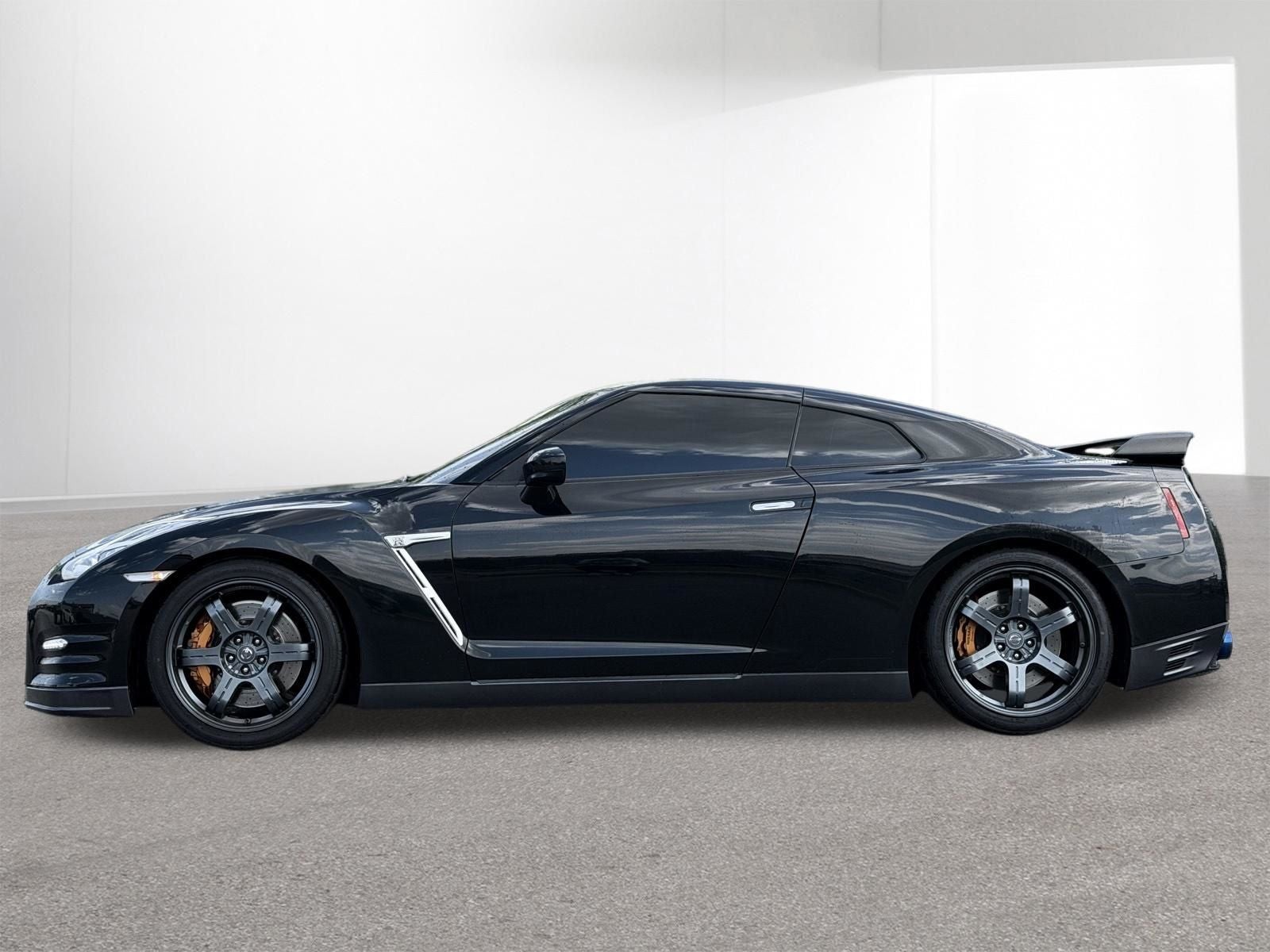 2015 Nissan GT-R Black Edition