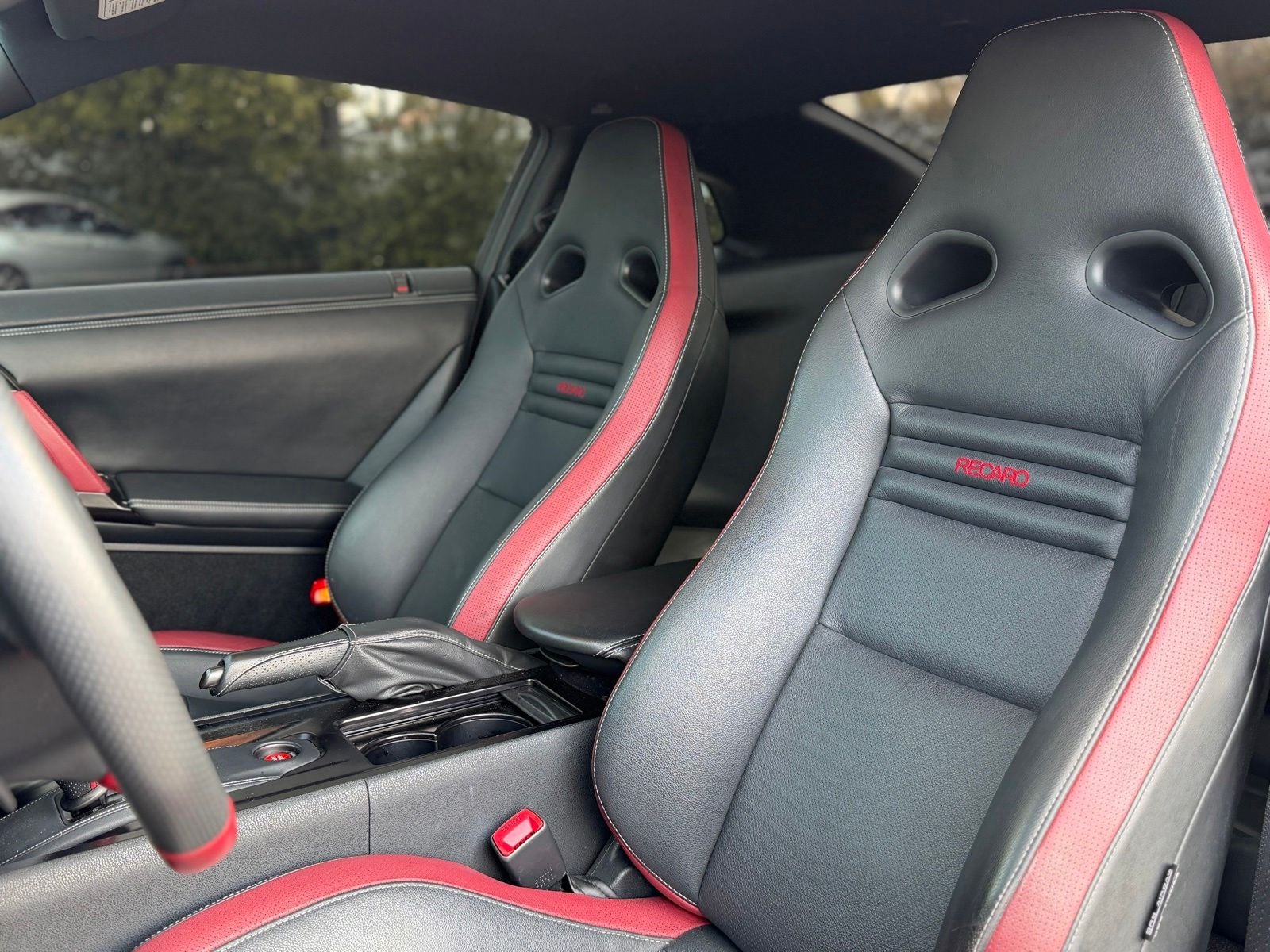 2015 Nissan GT-R Black Edition