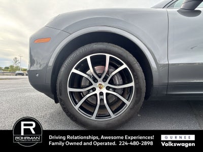 2024 Porsche Cayenne Coupe Base