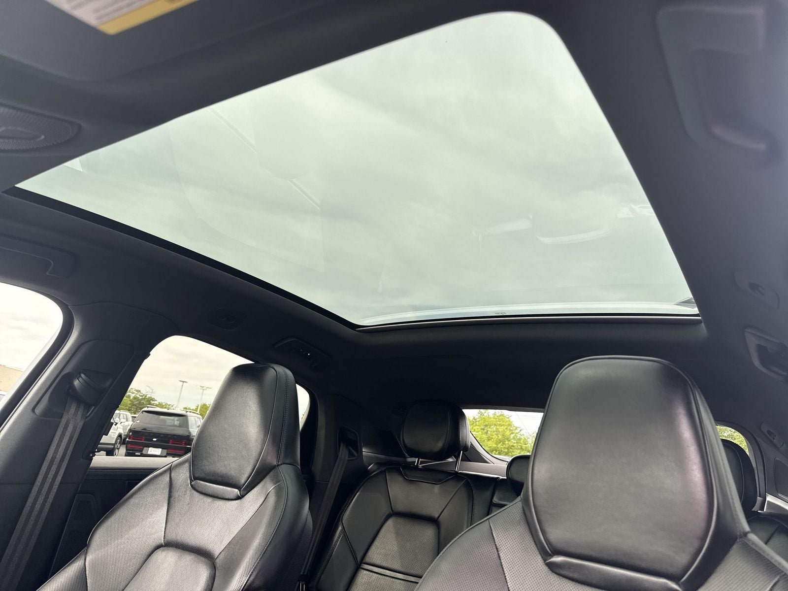 2024 Porsche Cayenne Coupe Base