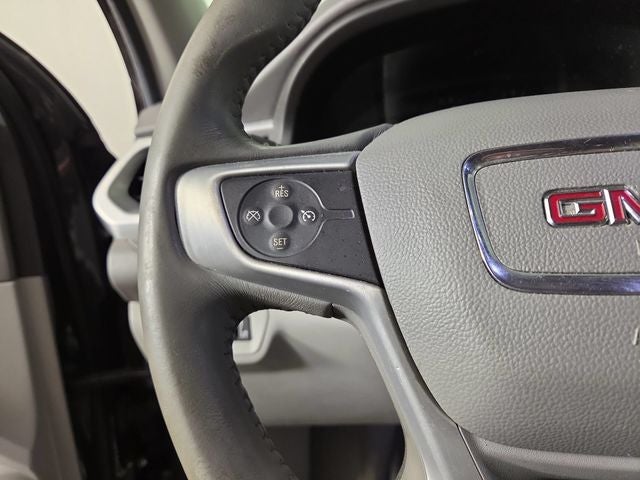 2017 GMC Acadia SLE-2