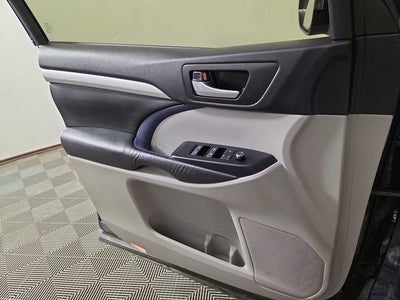 2016 Toyota Highlander XLE V6