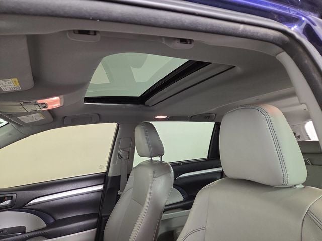 2016 Toyota Highlander XLE V6