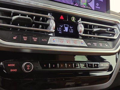 2024 BMW X4 xDrive30i
