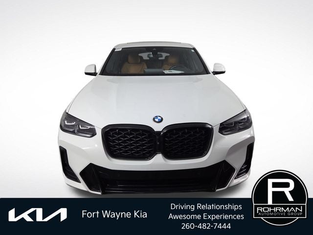 2024 BMW X4 xDrive30i