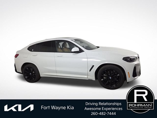 2024 BMW X4 xDrive30i