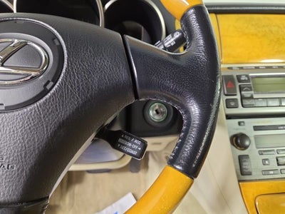 2003 Lexus SC 430