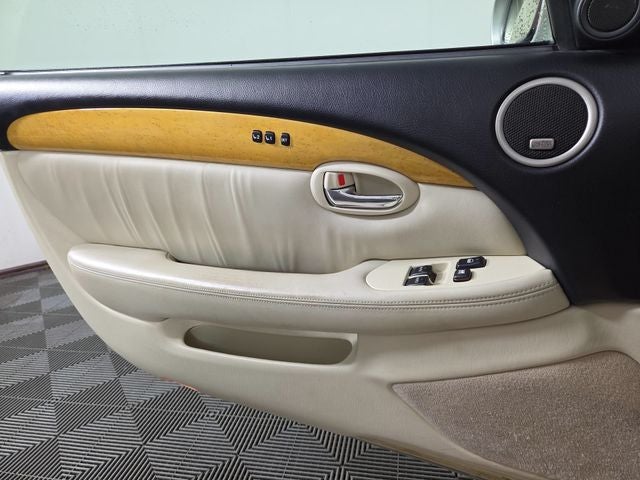 2003 Lexus SC 430