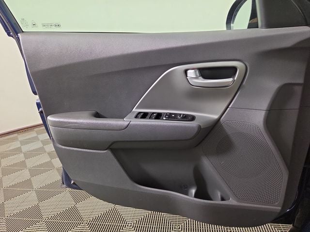 2020 Kia Niro LX