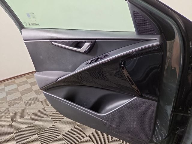2023 Kia Niro EX Touring