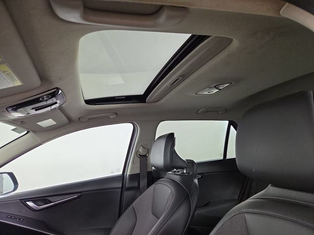 2023 Kia Niro EX Touring