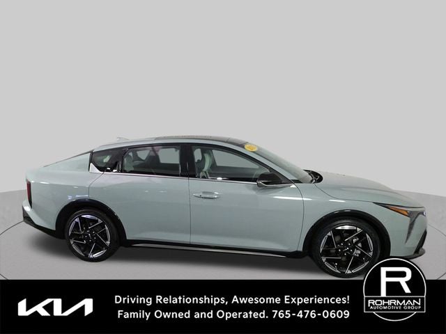 2025 Kia K4 GT-Line