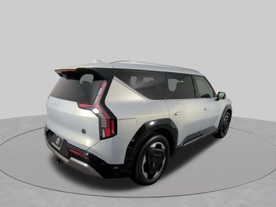 2024 Kia EV9 Land