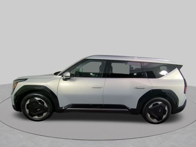 2024 Kia EV9 Land
