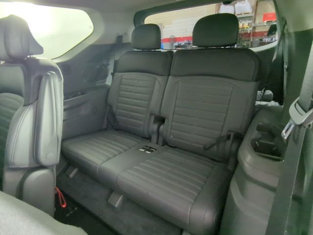 2024 Kia EV9 Land