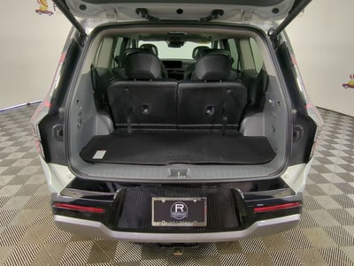 2024 Kia EV9 Land