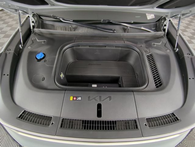 2024 Kia EV9 Land