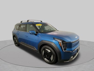 2024 Kia EV9 Wind
