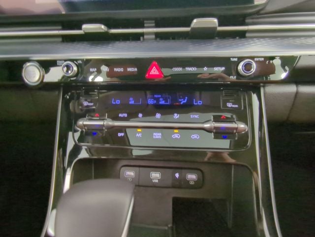 2024 Kia Carnival SX Prestige