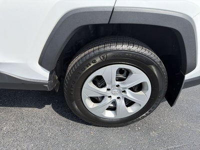 2020 Toyota RAV4 LE