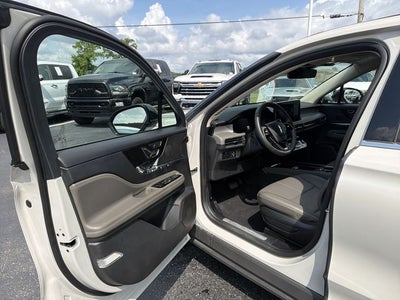 2023 Lincoln Corsair Standard