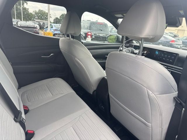 2025 Hyundai Santa Cruz SE