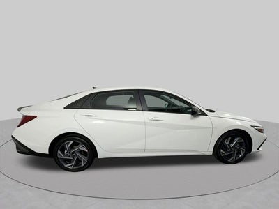 2025 Hyundai Elantra Hybrid SEL Sport