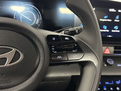 2025 Hyundai Elantra Hybrid SEL Sport