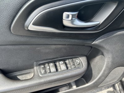 2017 Chrysler 200 LX