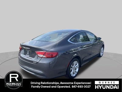 2017 Chrysler 200 LX