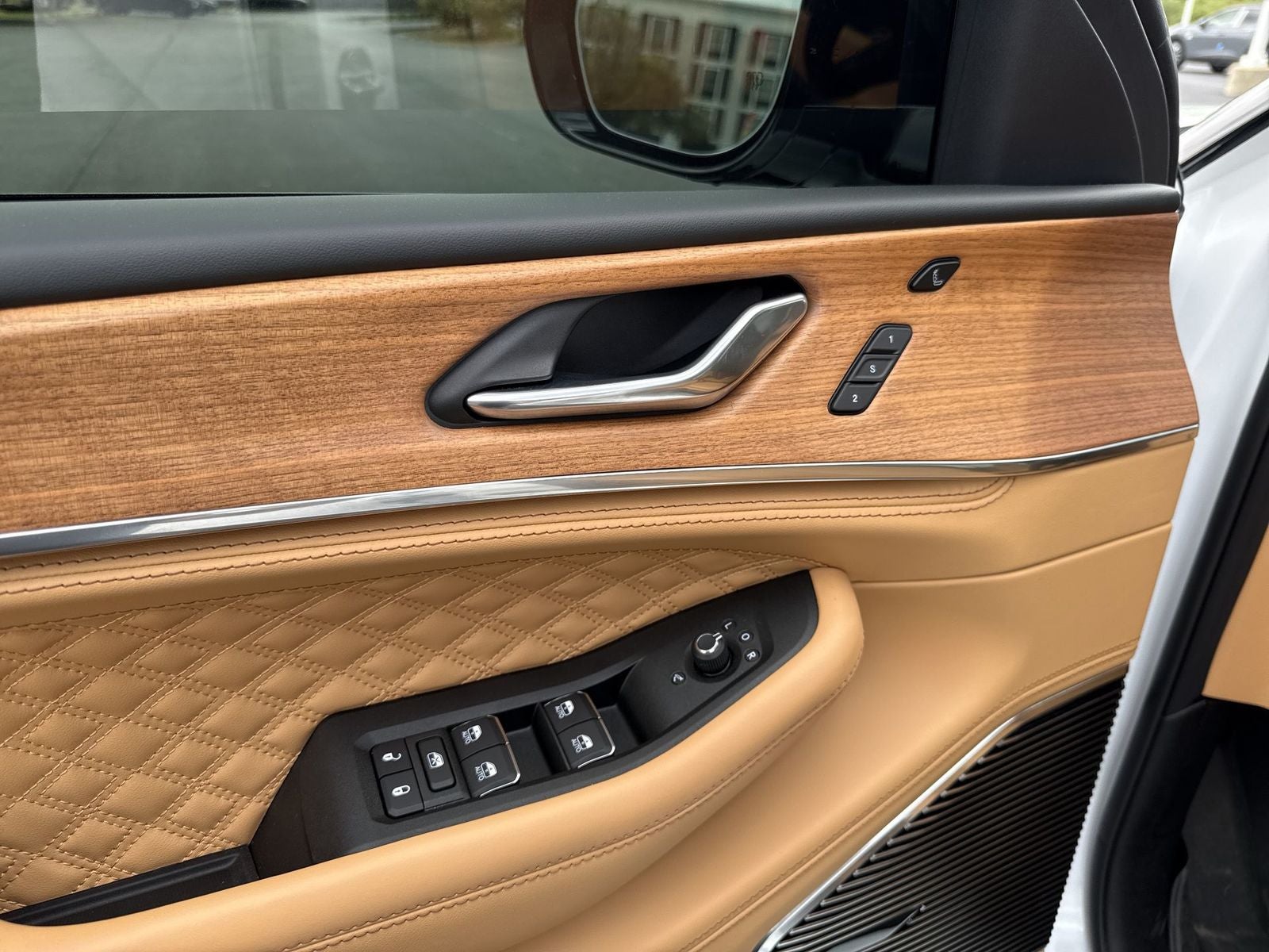 2025 Jeep Grand Cherokee Summit Reserve Reserve