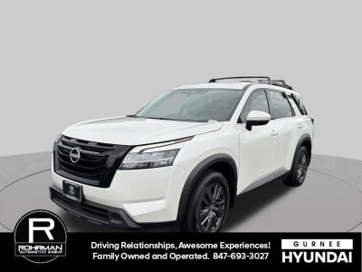 2022 Nissan Pathfinder SV