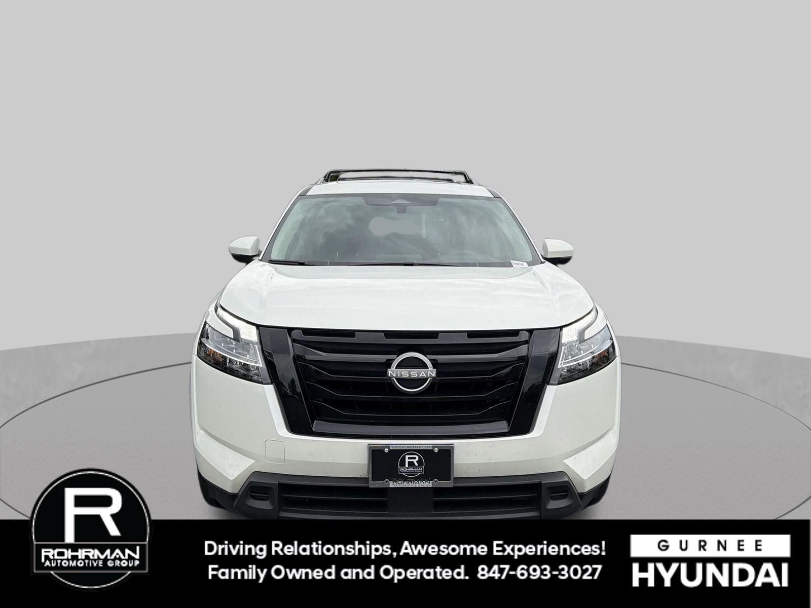 2022 Nissan Pathfinder SV