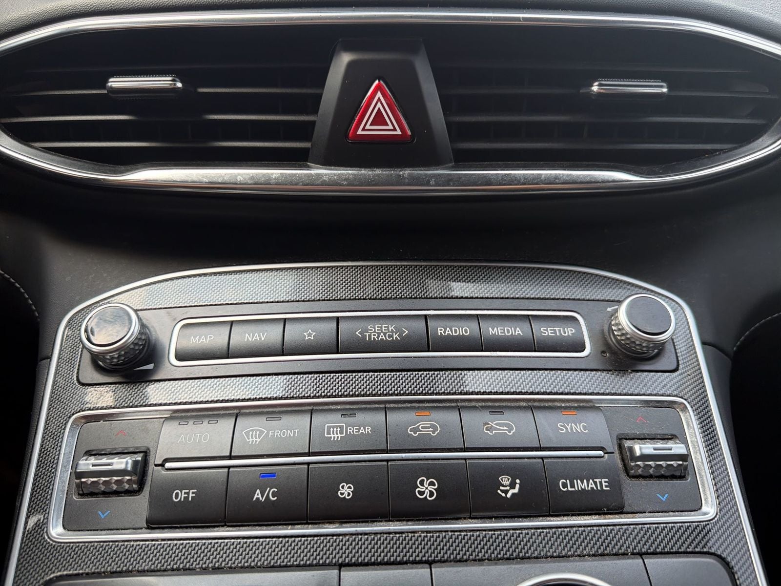 2022 Hyundai Santa Fe SEL Premium/Convenience Package