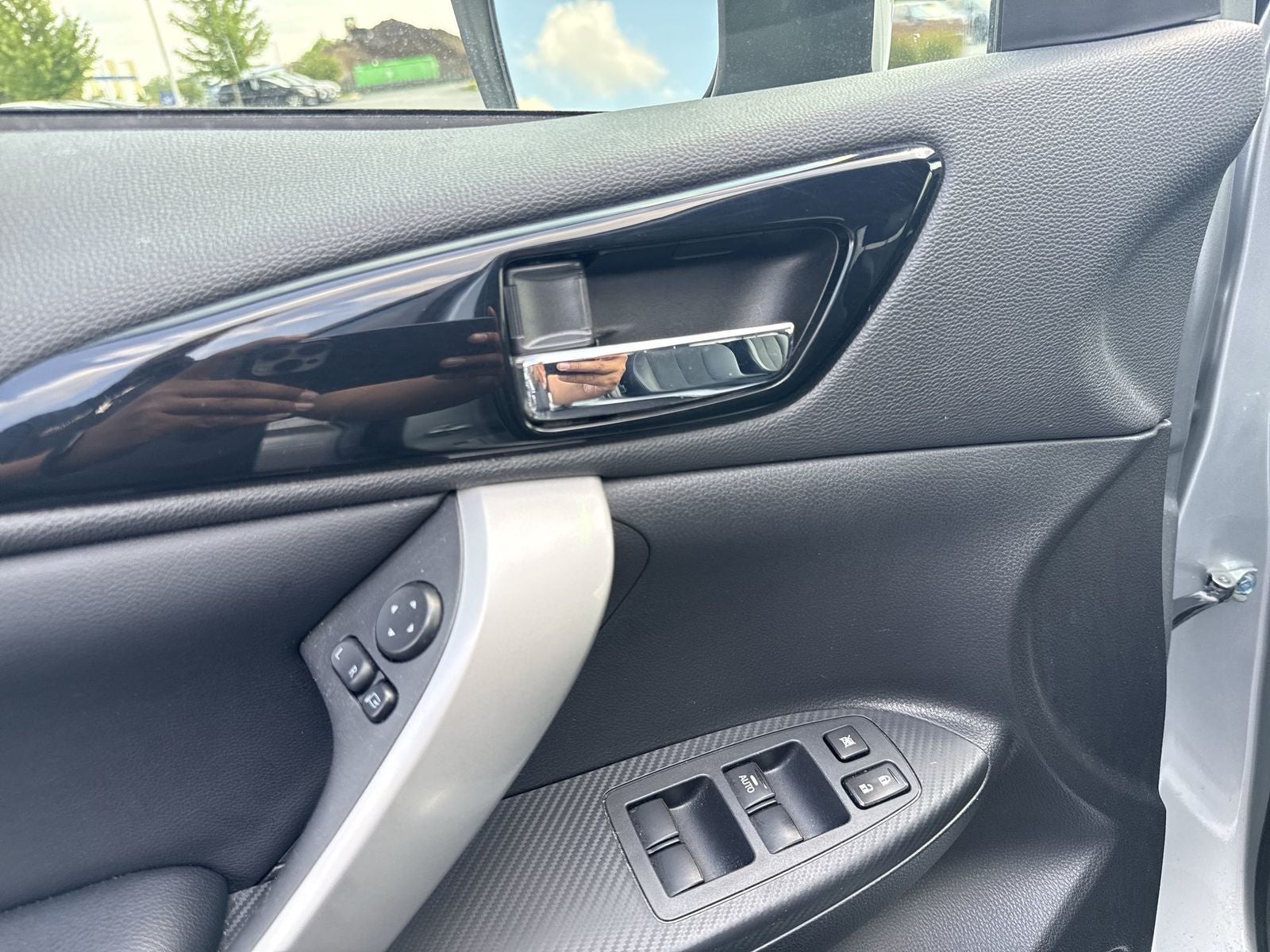 2023 Mitsubishi Eclipse Cross SE