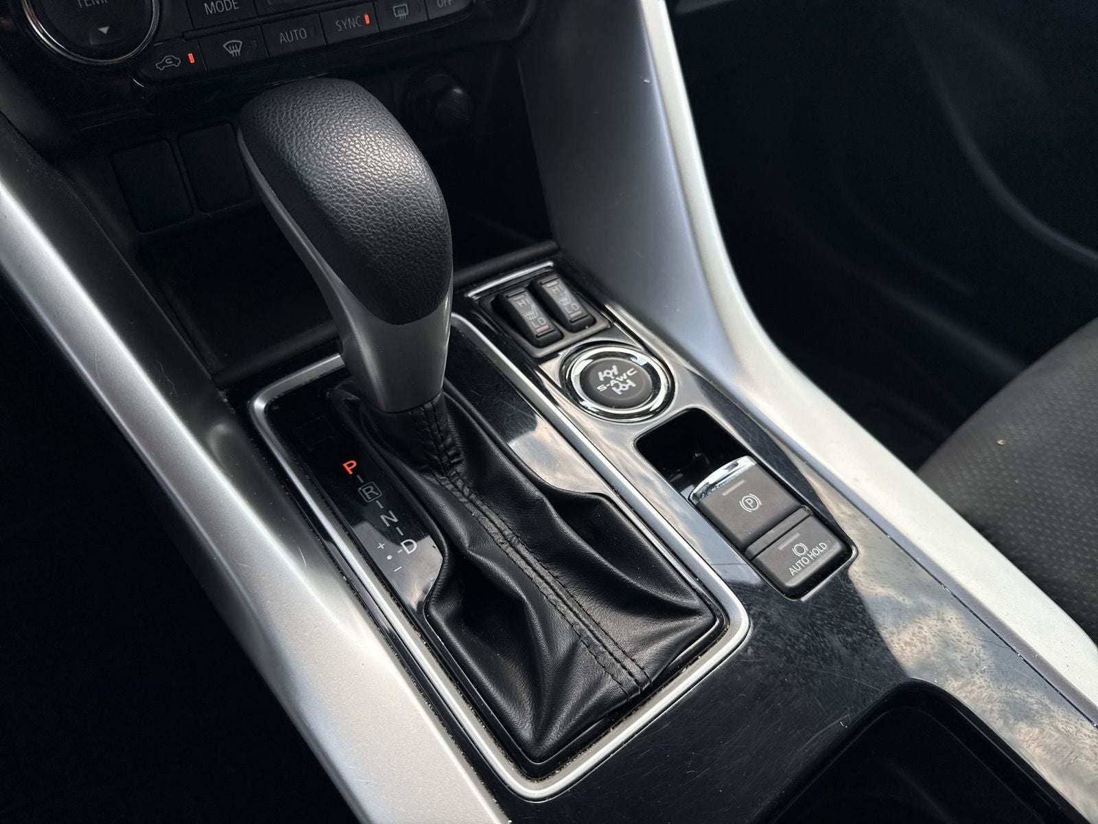 2023 Mitsubishi Eclipse Cross SE