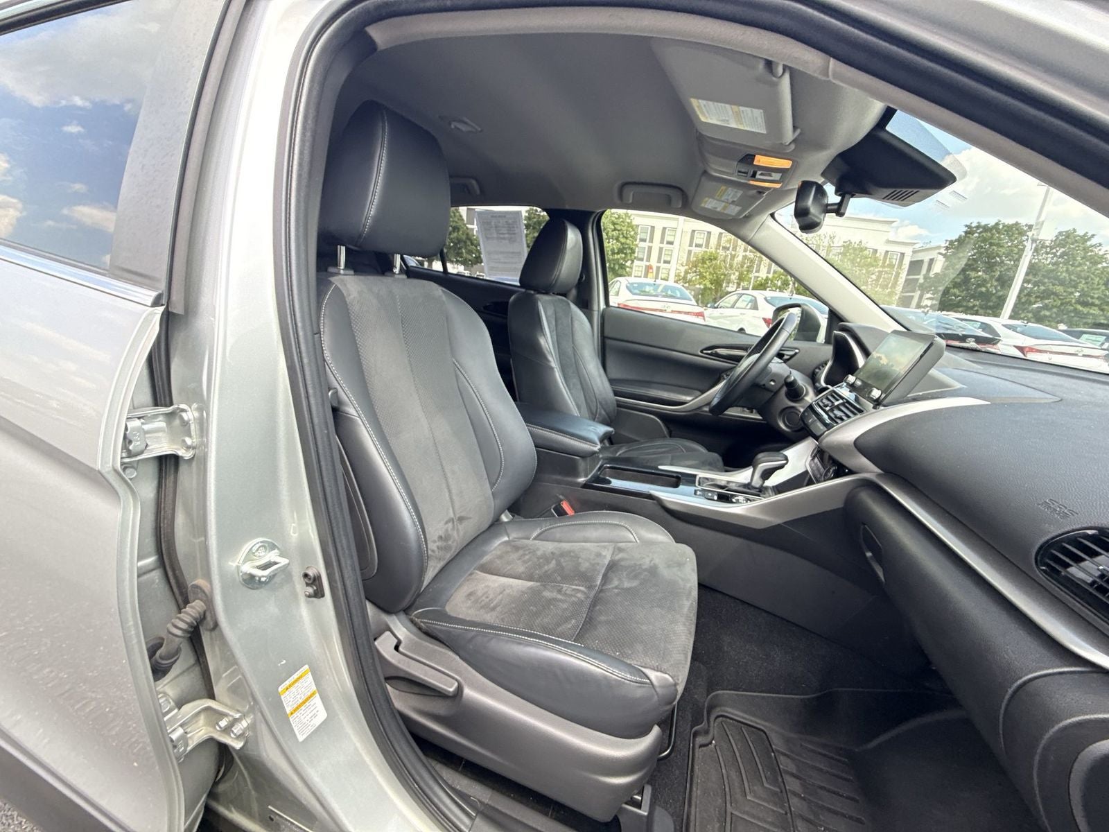 2023 Mitsubishi Eclipse Cross SE