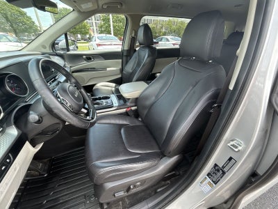 2023 Kia Carnival LX Seat Package