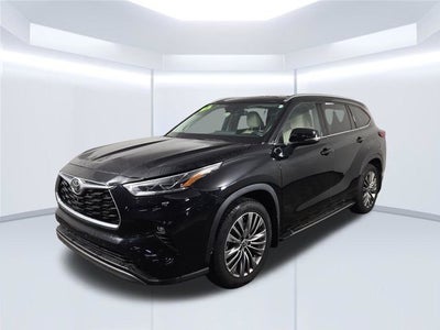 2022 Toyota Highlander Platinum