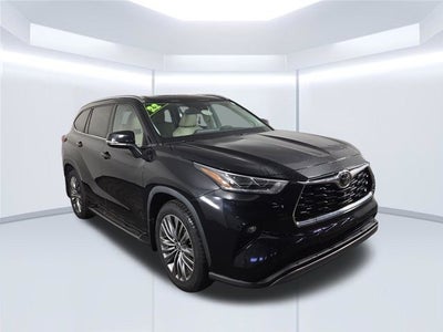 2022 Toyota Highlander Platinum